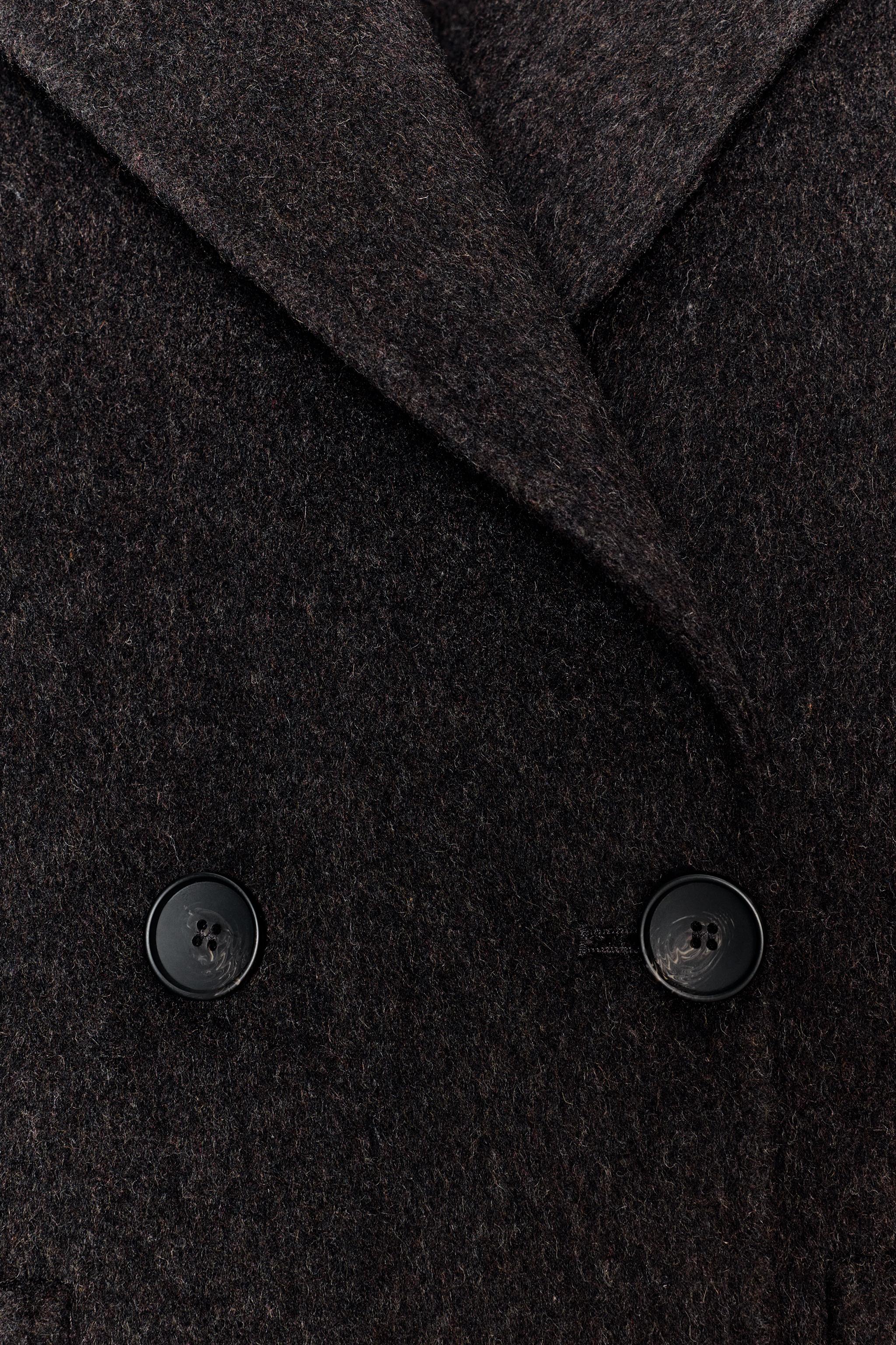 LONG DOUBLE-BREASTED WOOL COAT